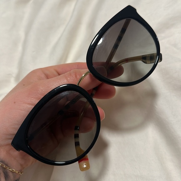 Burberry BE4316 Willow - Picture 4 of 7